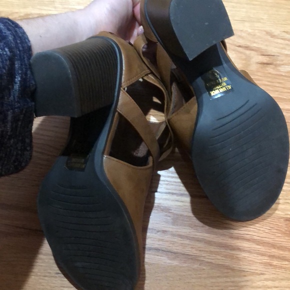 Bootie - Picture 4 of 4